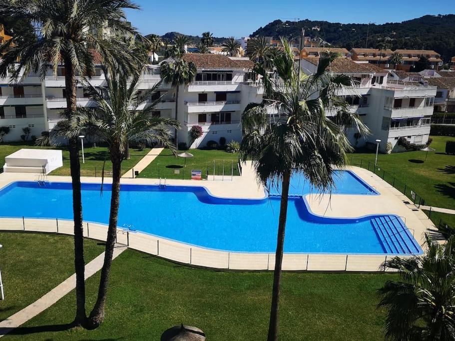 Casa En Urb. Con La Piscina Mas Grande De Javea. Buitenkant foto